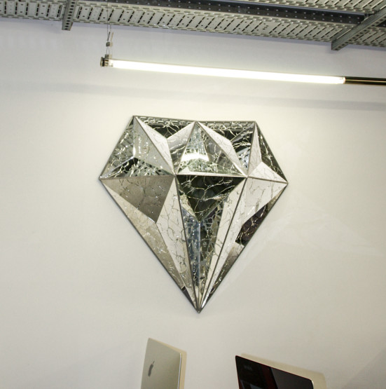 Le Diamantaire Art 42 Museum wide painting